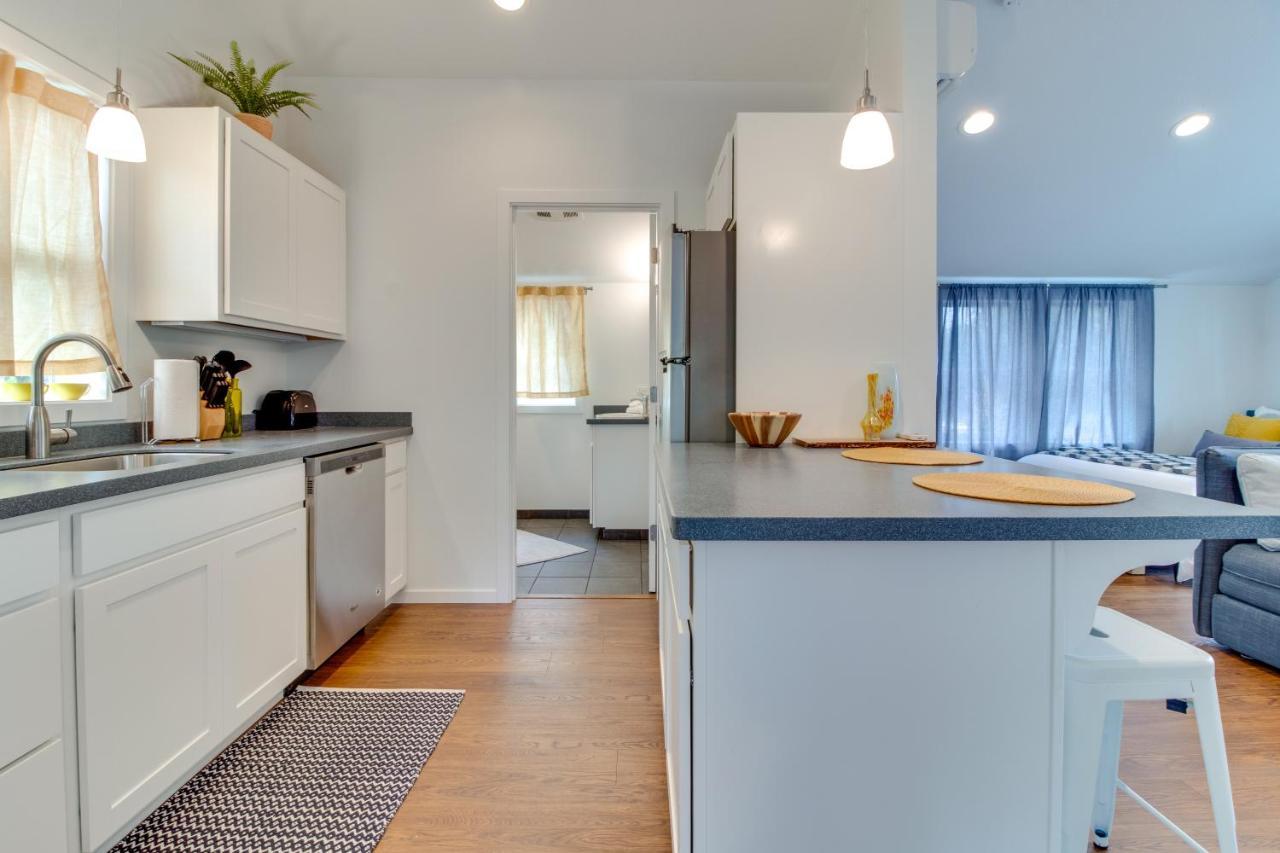 New Portland Neighborhood Studio Экстерьер фото